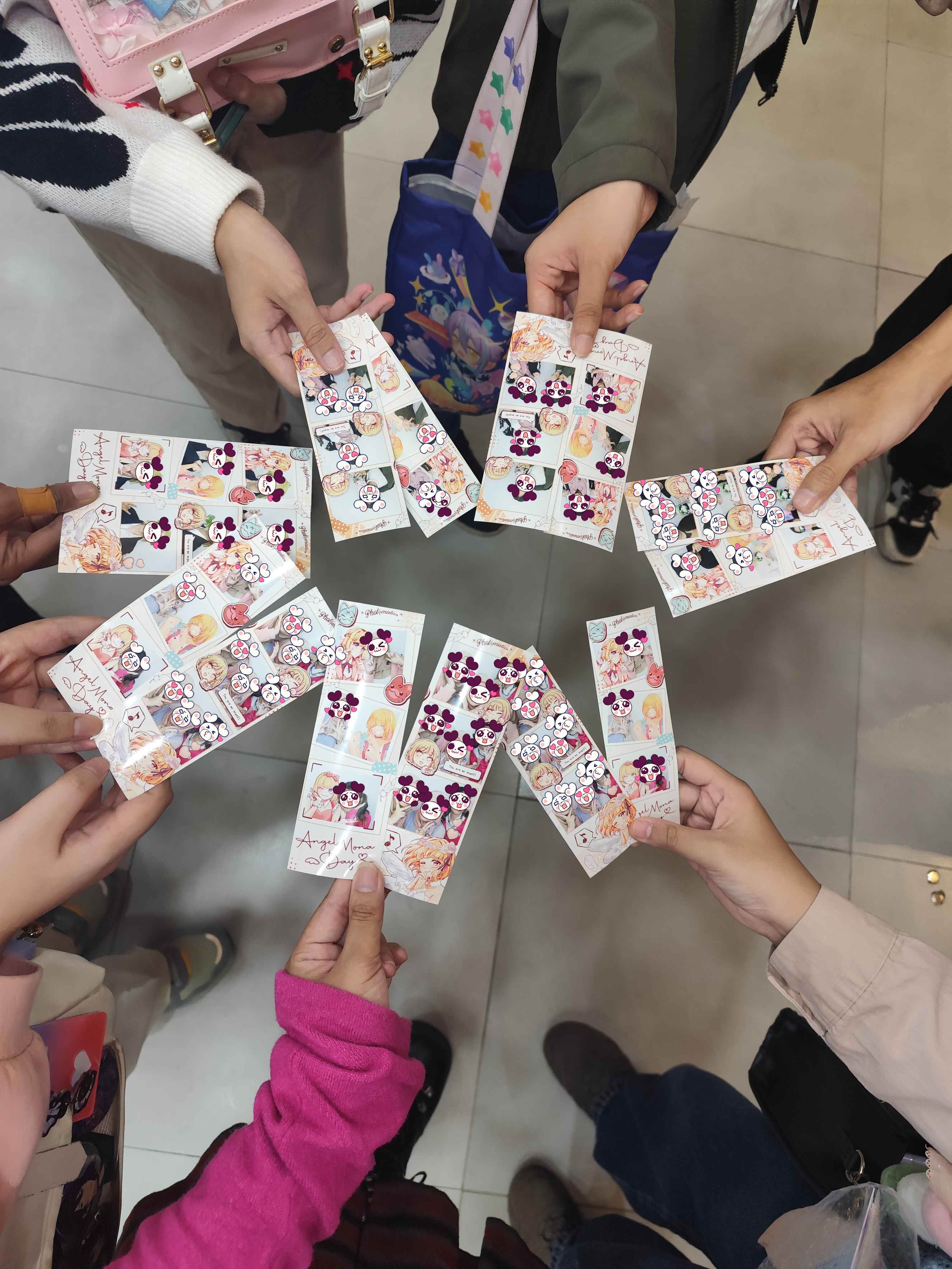 Photoframe Mona dari fan event komunitas